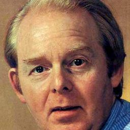 Hans Christian Ægidius 飾演 Muzyk