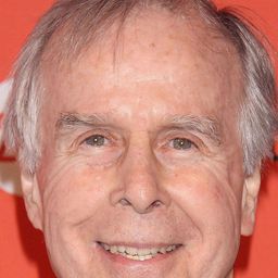 John Cunningham 飾演 Hawthorne