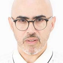 Dani Umpi 飾演 Arista H3