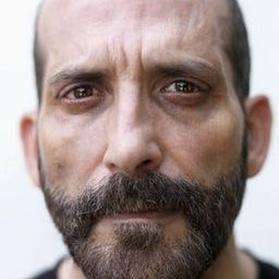 Sebastiano Filocamo 飾演 Antonio Tallura