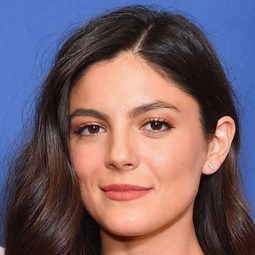 蒙妮卡巴巴露 飾演 Lt. Natasha 'Phoenix' Trace