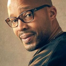 Warren G. 飾演 Self