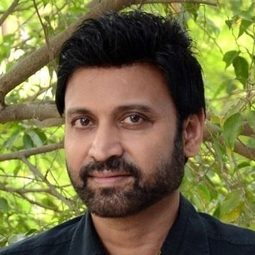 Sumanth 飾演 Akkineni Nageswara Rao