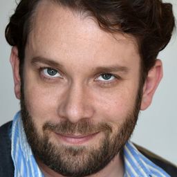 Christian Ulmen 飾演 Wieland Schwarz