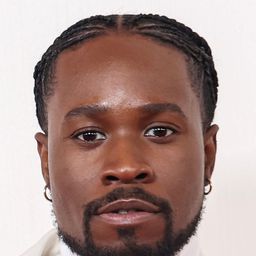 沙米摩亞 飾演 Blink