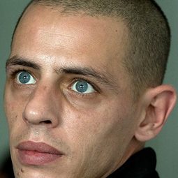 Mehdi Rahim-Silvioli 飾演 Le pompier