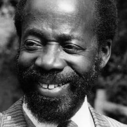 Jean-Baptiste Tiemele 飾演 