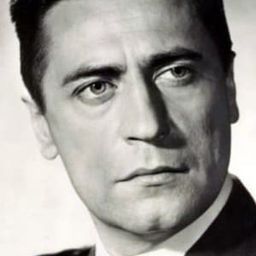 Jean-Claude Michel - 雙槍智多星演員 飾演Xavier Saratov's lawyer