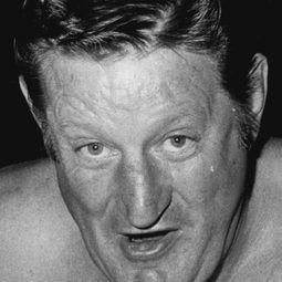 Steve Rackman - 鱷魚先生演員 飾演Donk