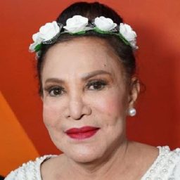 Mpok Atiek - Toko Barang Mantan演員 飾演Stall Keeper