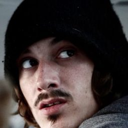 Kenneth Kory Tucker - 美國甜心演員 飾演Sean