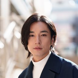 宮澤佑 飾演 Kazumasa Shimohara