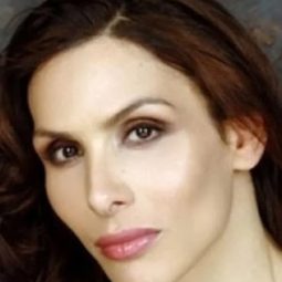 Alessandra Di Sanzo 飾演 Mario 'Mery' Libassi