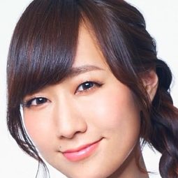 高垣彩陽 飾演 Yuko (voice)
