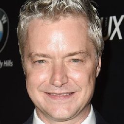 Chris Botti 飾演 Self