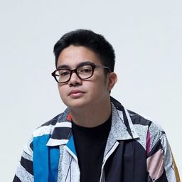 Umay Shahab 飾演 Heru