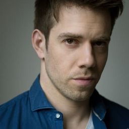 皮耶·卡東奈特 飾演 Jonas's Father