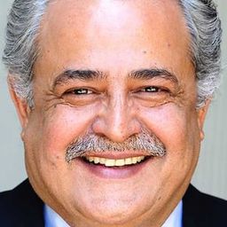 Shireesh Sharma - 沒人會殺傑西卡演員 飾演Pramod Bhardwaj