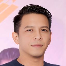 Ariel 飾演 Older Arai