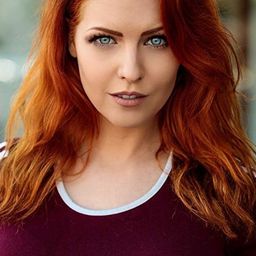 Jessica Chancellor 飾演 Sarah