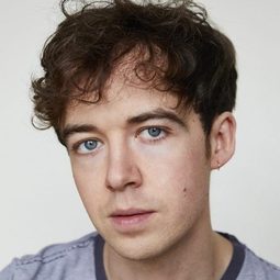 艾力羅化 飾演 Jack