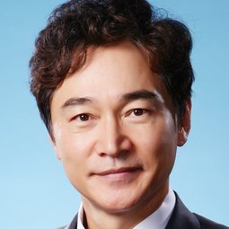 鄭普碩 - 狗日的下午演員 飾演Leader