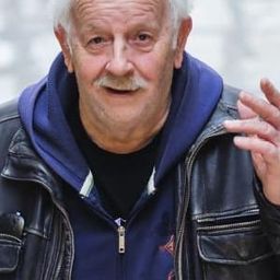 Mate Gulin 飾演 Gazda birtije