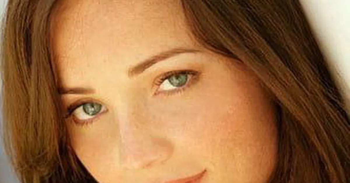 Kari Hawker-Diaz (Kari Hawker-Diaz) 的作品、曾參與的電影及個人簡介 - Enjoy Movie