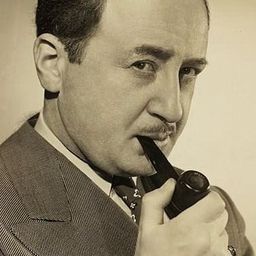 Rolfe Sedan 飾演 Floorwalker