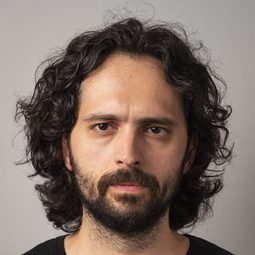 Mucahit Kocak - Butterflies演員 飾演Mezarci