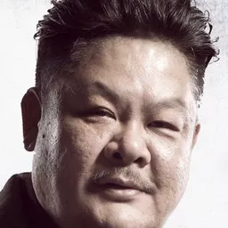 林雪 飾演 Uncle