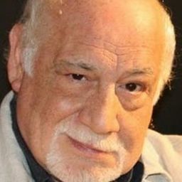 Claudio Angelini 飾演 Sandro