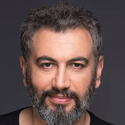 Ali Savaşçı 飾演 