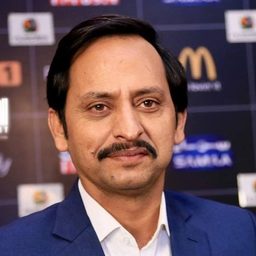 Saleem Mairaj 飾演 Target Killer