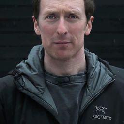 Jon Walsh 飾演 Self