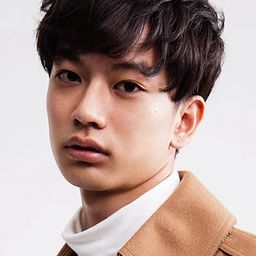 須藤蓮 飾演 Tatsuo Suzuki