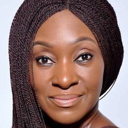 Funlola Aofiyebi-Raimi 飾演 Folashade