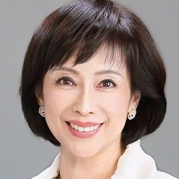 Megumi Ishii 飾演 