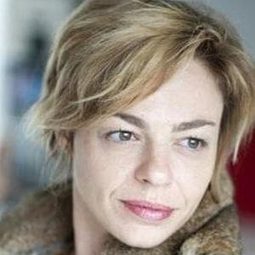 Léonore Chaix 飾演 Cornélia (voice)