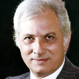 Omar El-Hariri 飾演 King Philip of France