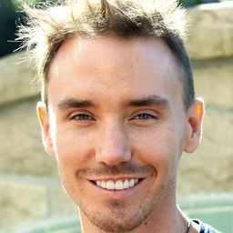 Rob Stewart 飾演 Himself