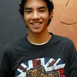 Farish Nahdi 飾演 Galang