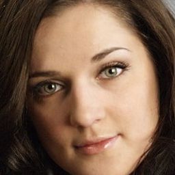 Irina Zheryakova - Vera演員 飾演