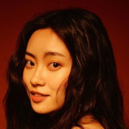 Chen Yu-hsuan 飾演 