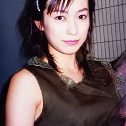 柳沢真理亜 飾演 Mai Mizukawa