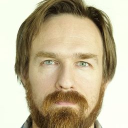 Hugo Emretsson 飾演 Stefan