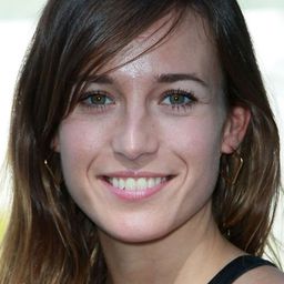 瑪塔·埃圖拉 飾演 La Supercualificada