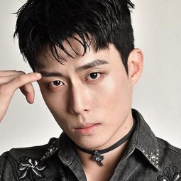 Ha Seung-woo 飾演 Jeong-hak