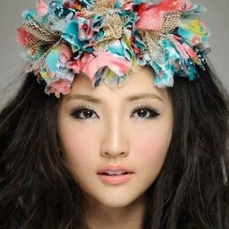 李悅彤 飾演 Ting Ting