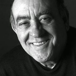 Pep Cortés 飾演 Padre de Juan